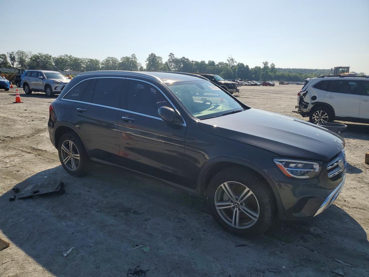 2020 MERCEDES-BENZ GLC GLC300
