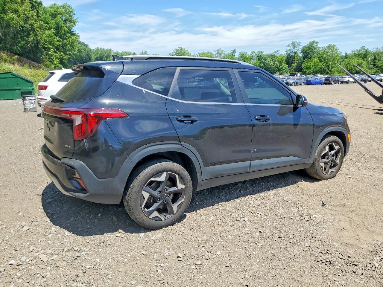 2025 KIA SELTOS EX