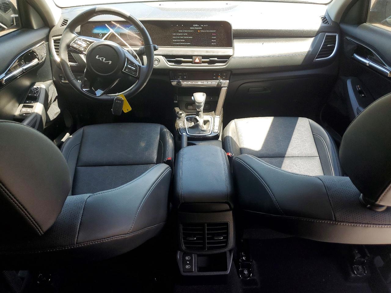 2025 KIA SELTOS EX