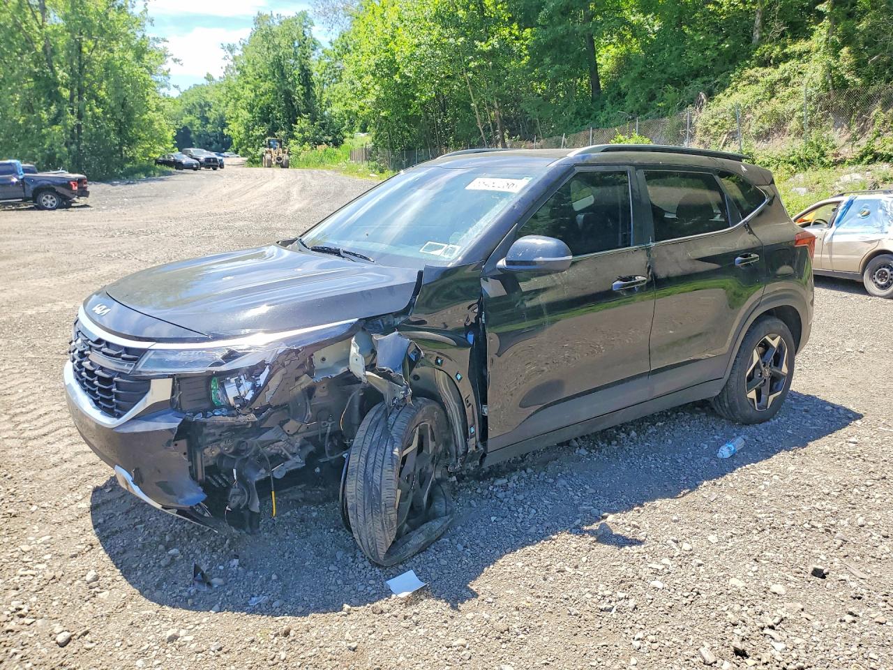 2025 KIA SELTOS EX