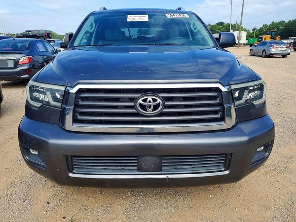 2019 TOYOTA SEQUOIA SR5 grade