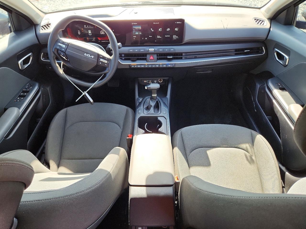 2025 KIA K4 LX, LXS