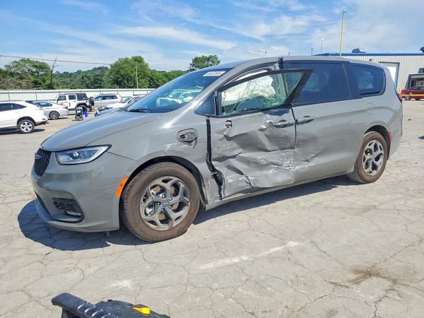 2022 CHRYSLER PACIFICA