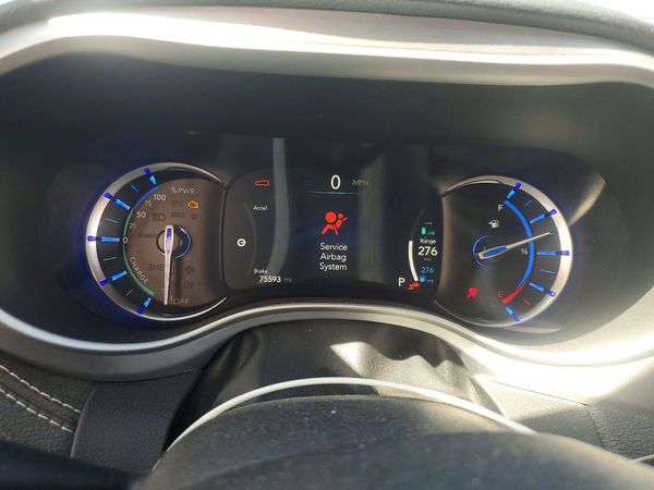 2022 CHRYSLER PACIFICA