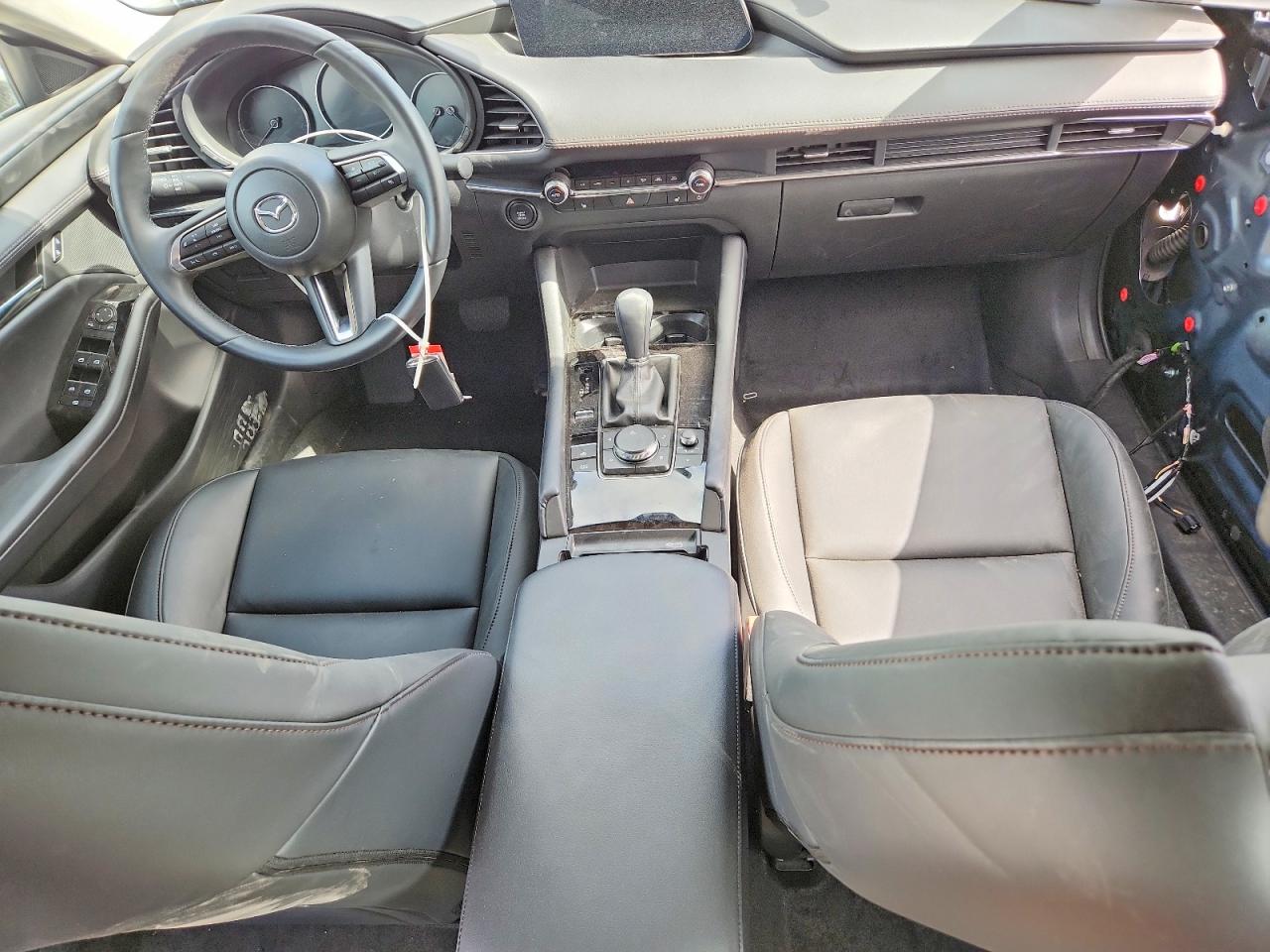 2025 MAZDA 3 Preferred Package