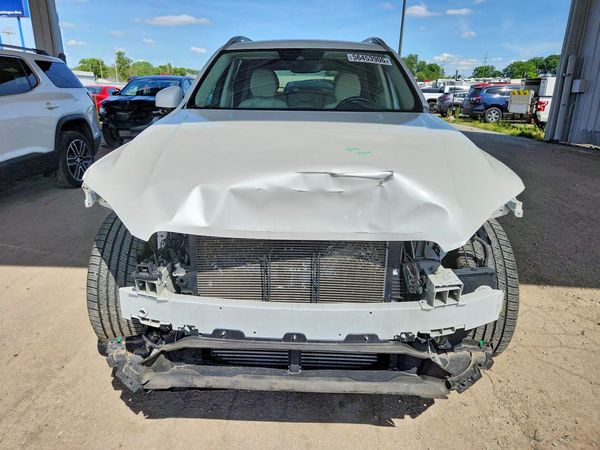 2019 VOLVO XC90 Momentum