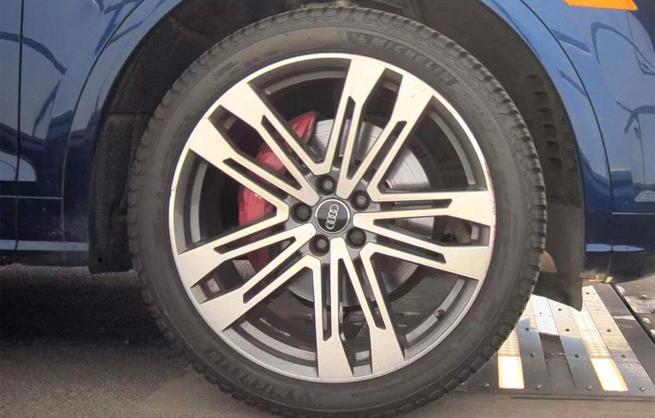 2018 AUDI SQ5 quattro Prestige
