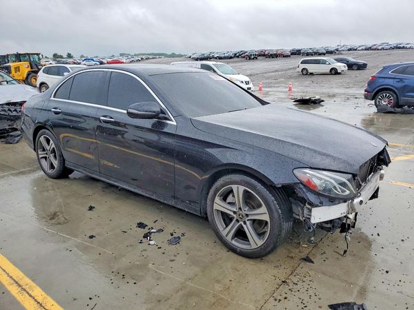 2018 MERCEDES-BENZ E E300-4M
