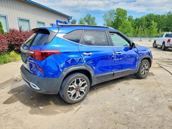 2021 KIA SELTOS SX