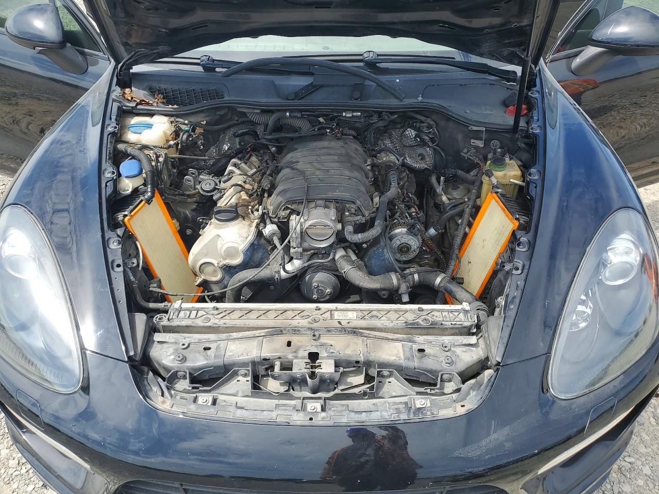 2013 PORSCHE CAYENNE GTS