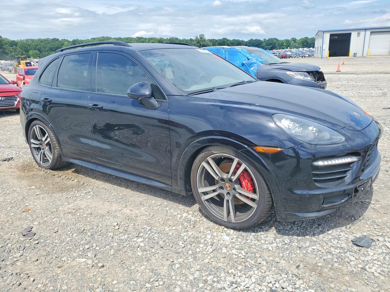 2013 PORSCHE CAYENNE GTS