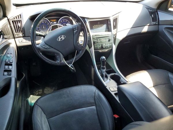 2014 HYUNDAI SONATA