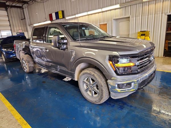 2024 FORD F150