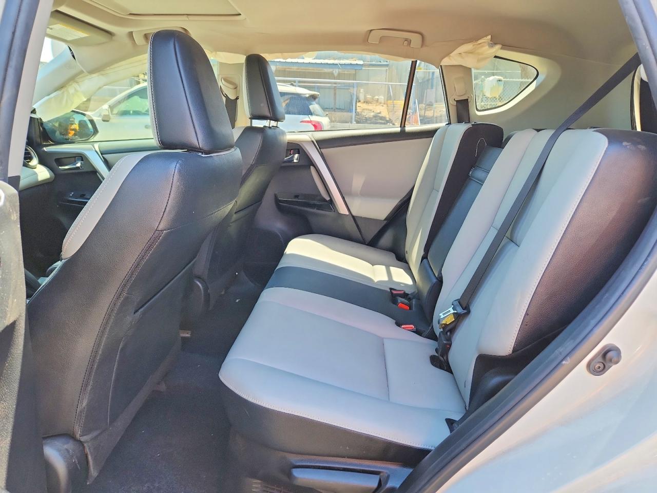 2017 TOYOTA RAV4 HV Ltd Hybrid