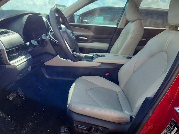 2024 TOYOTA GRAND HIGHLANDER
