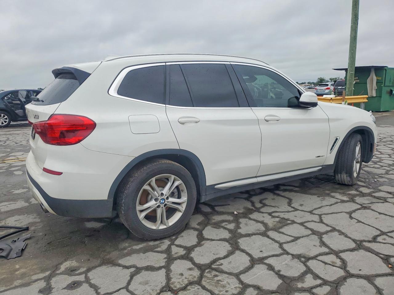 2018 BMW X3 sDrive30i