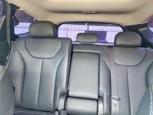 2022 HYUNDAI SANTA FE SEL w/ Premium Pkg