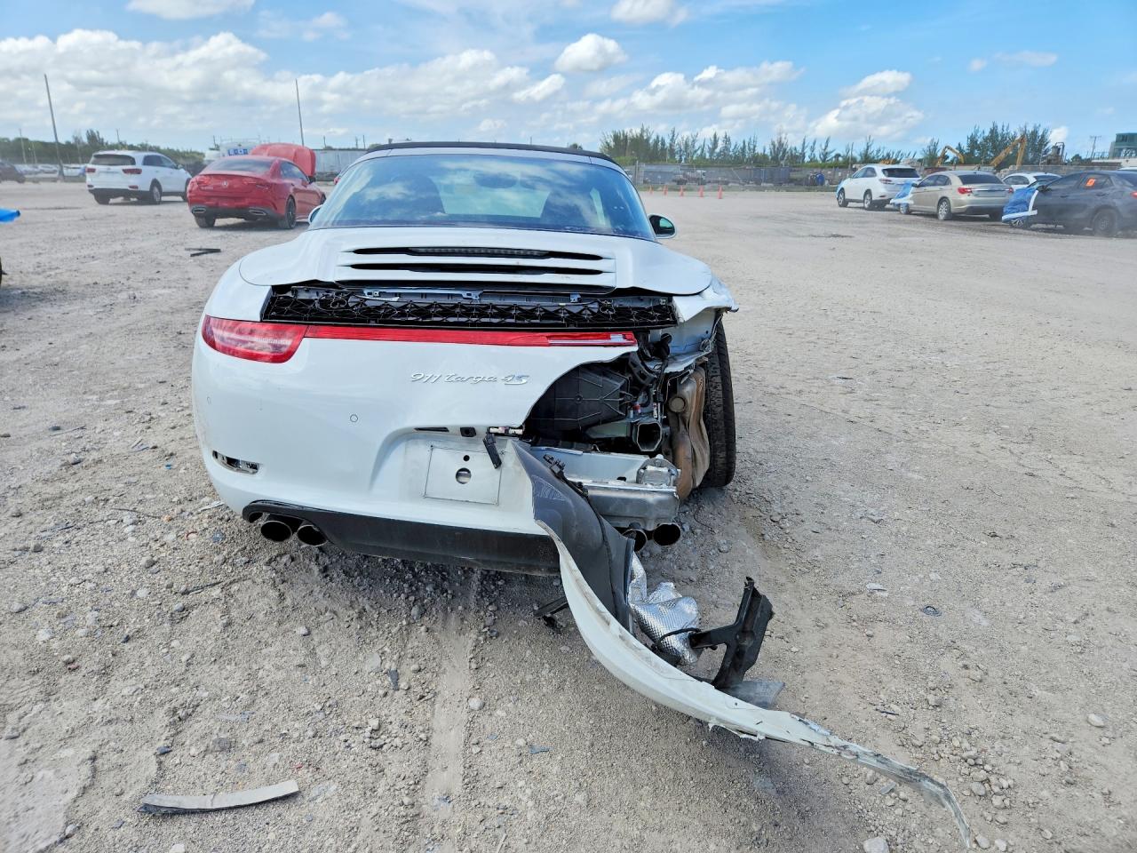 2015 PORSCHE 911 4S