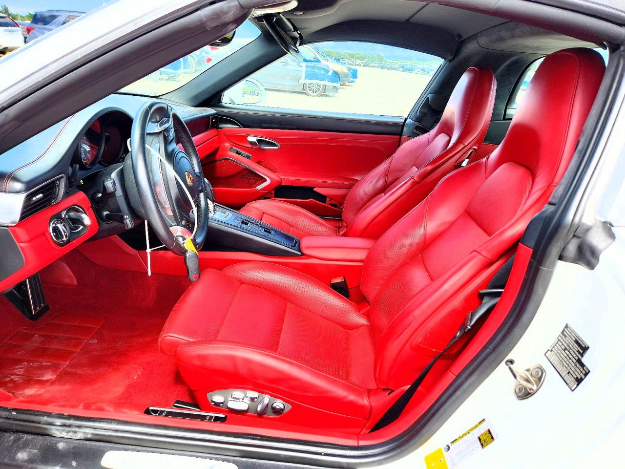 2015 PORSCHE 911 4S