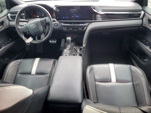 2025 TOYOTA CAMRY