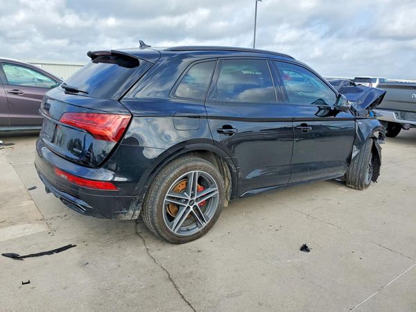 2025 AUDI Q5 E
