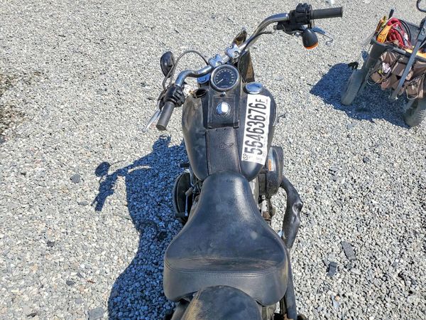 2016 HARLEY-DAVIDSON FL