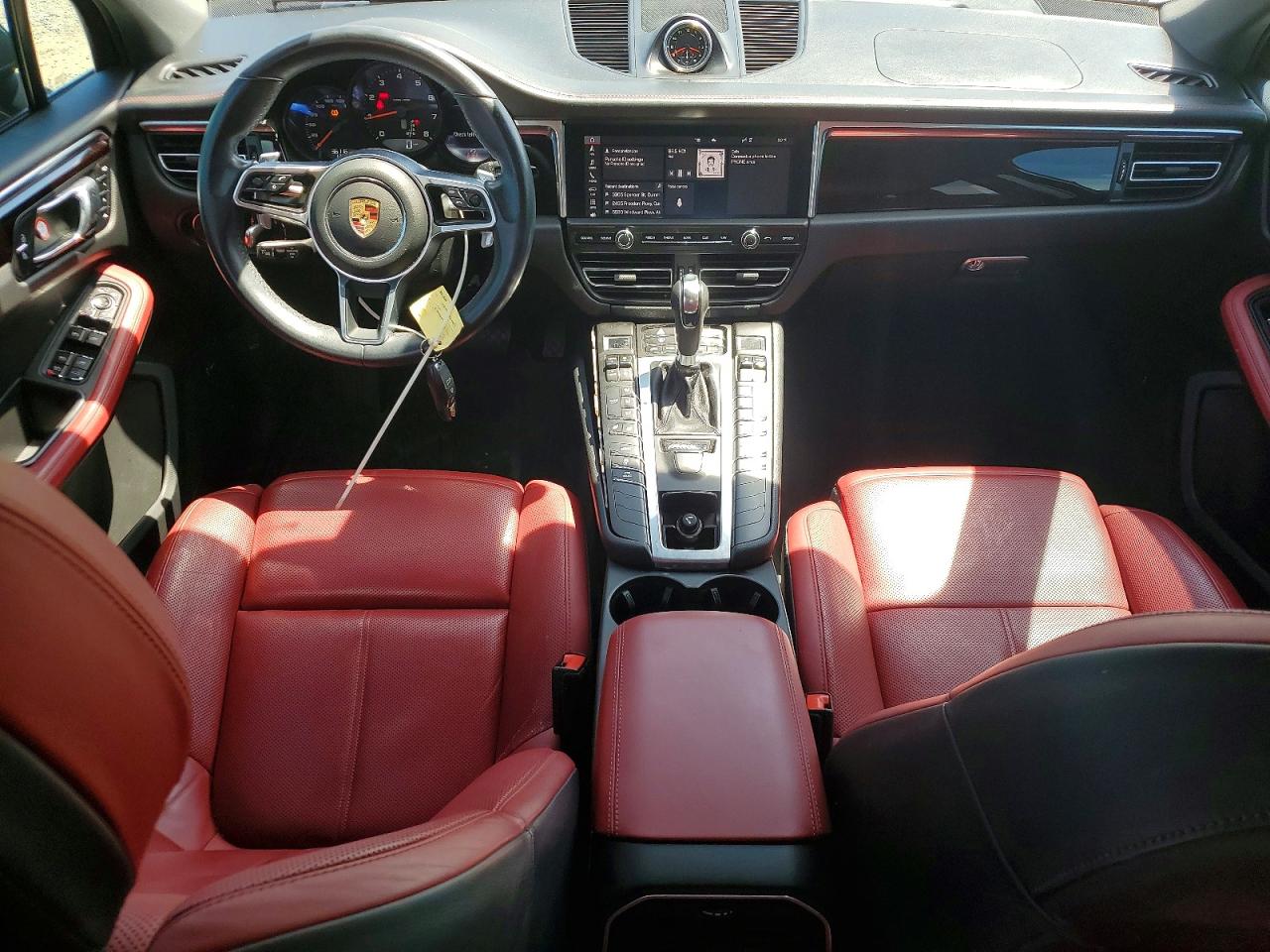 2021 PORSCHE MACAN Base