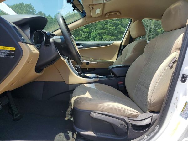 2013 HYUNDAI SONATA GLS/ GLS Popular