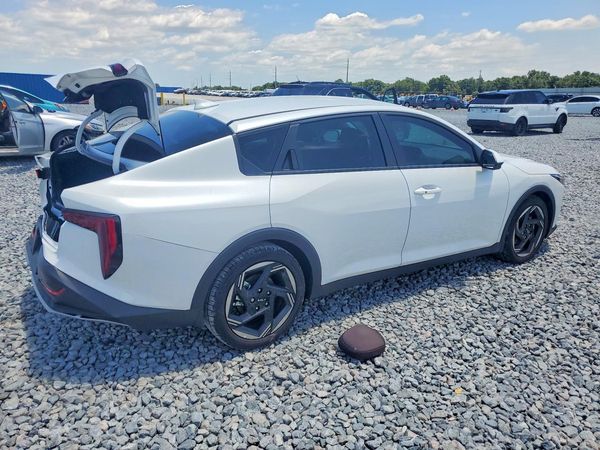 2026 KIA K4