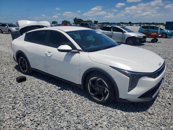 2026 KIA K4