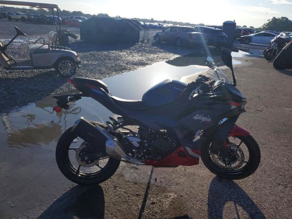 2026 KAWASAKI EX500