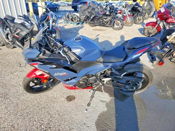 2026 KAWASAKI EX500