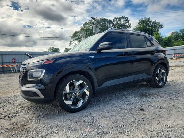 2022 HYUNDAI VENUE SEL & Limited