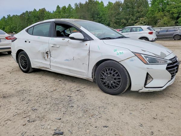 2020 HYUNDAI ELANTRA SE