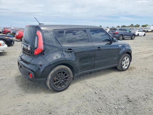 2018 KIA SOUL Base