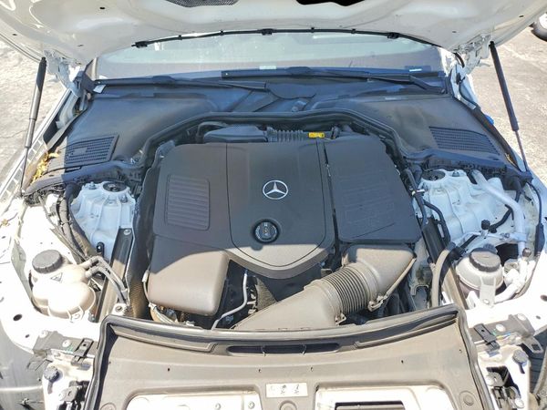 2022 MERCEDES-BENZ C C300