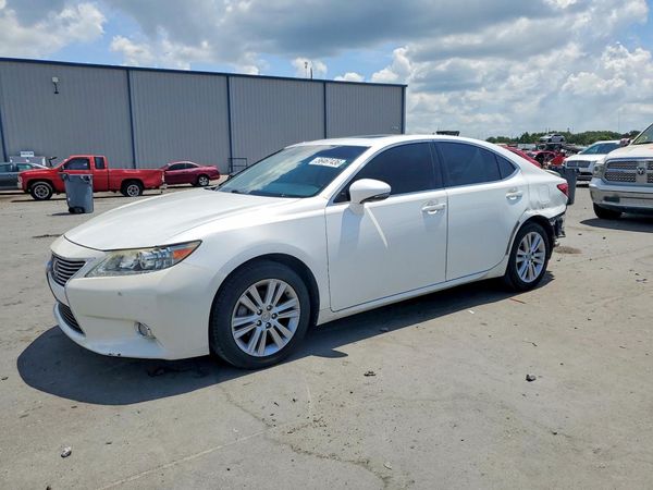 2015 LEXUS ES