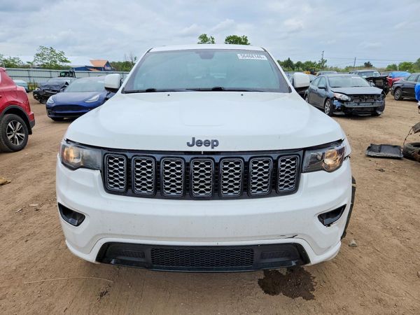 2017 JEEP GRAND CHEROKEE LAREDO 4X4