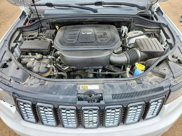 2017 JEEP GRAND CHEROKEE LAREDO 4X4