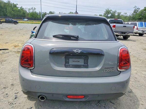 2021 MINI COOPER