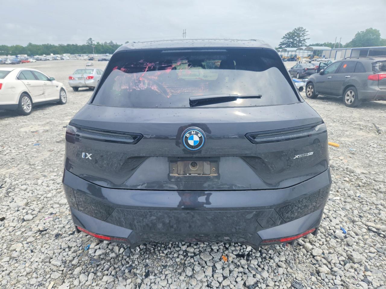 2025 BMW IX xDrive50