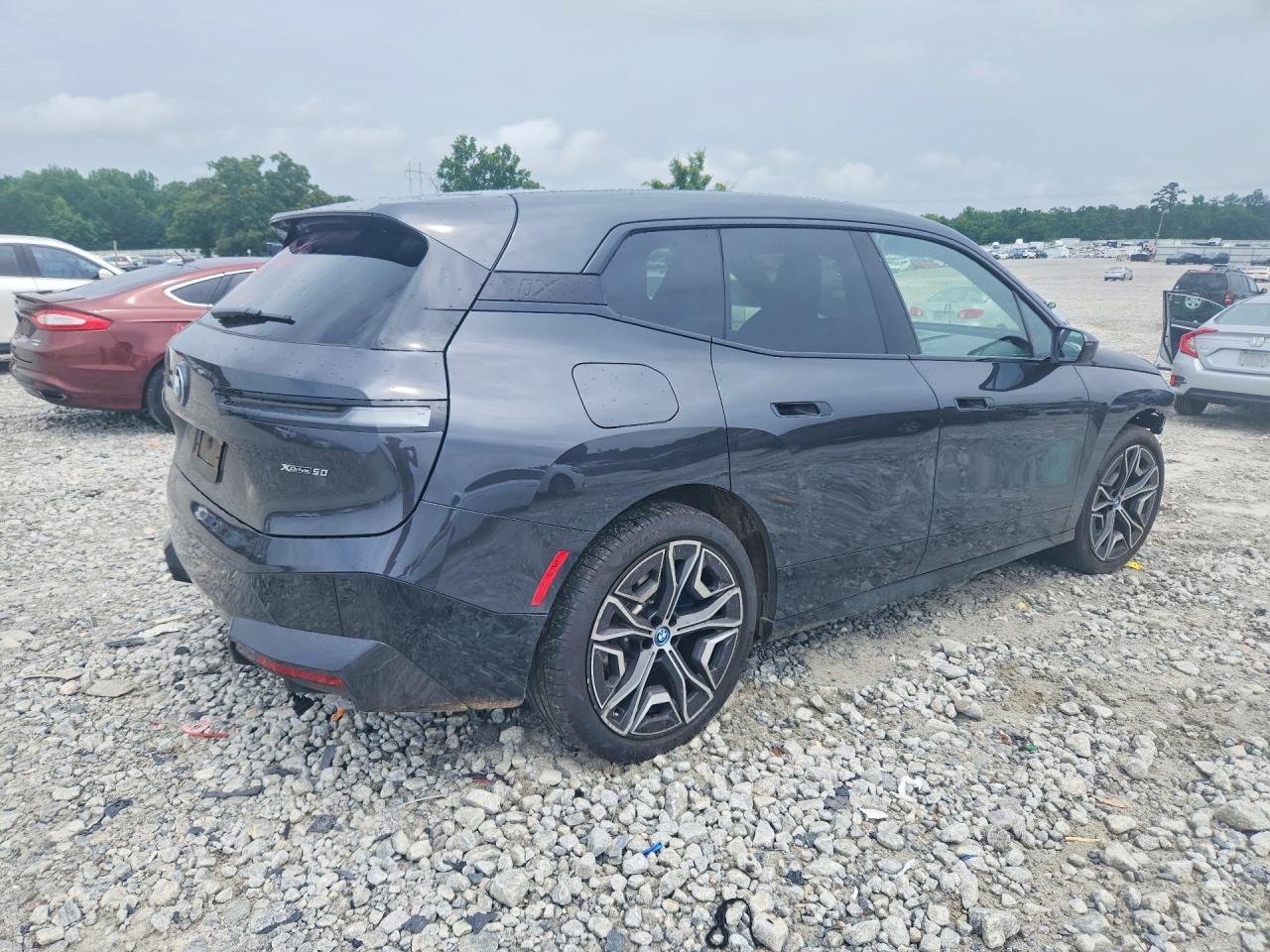 2025 BMW IX xDrive50