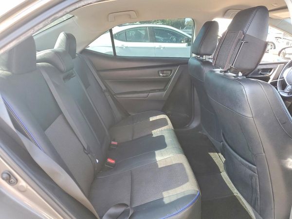 2019 TOYOTA COROLLA
