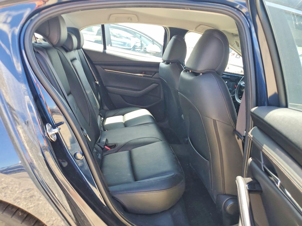 2019 MAZDA 3