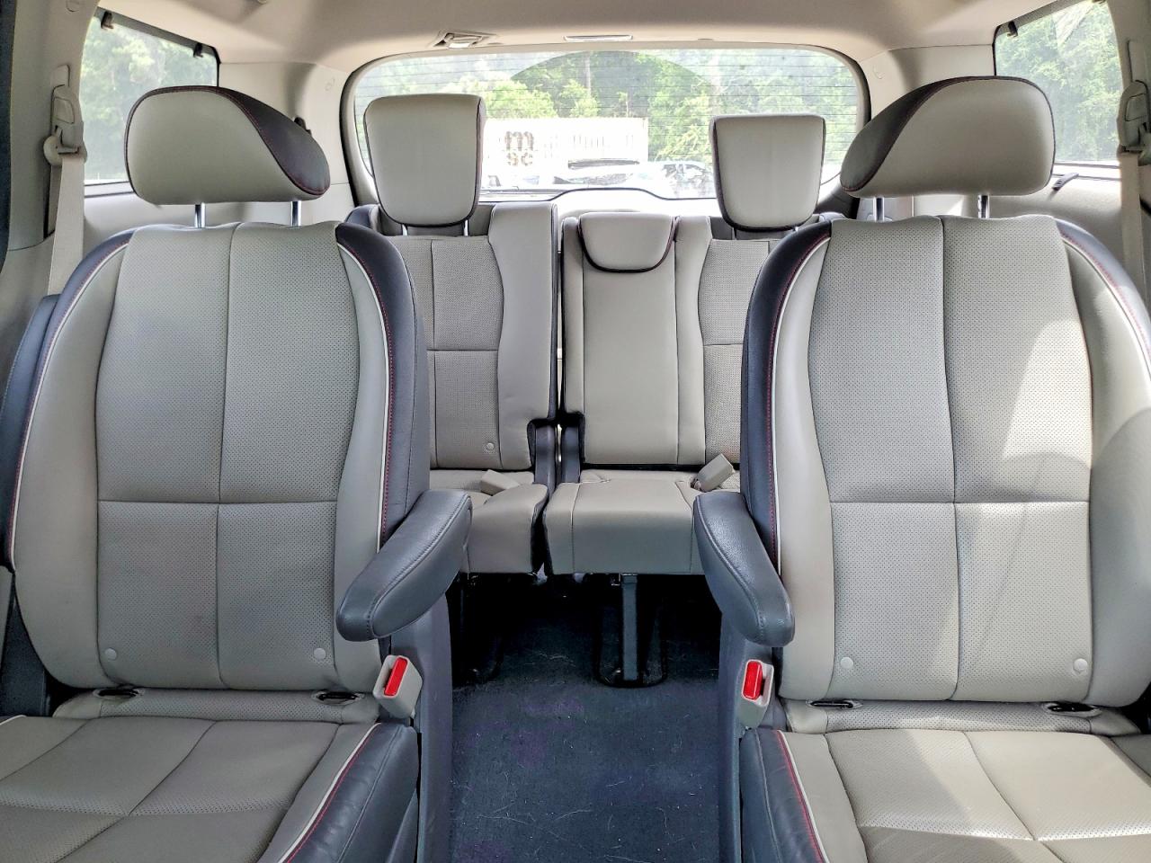 2016 KIA SEDONA EX - Middle level