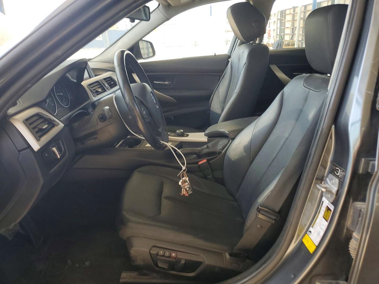 2015 BMW 320 SA