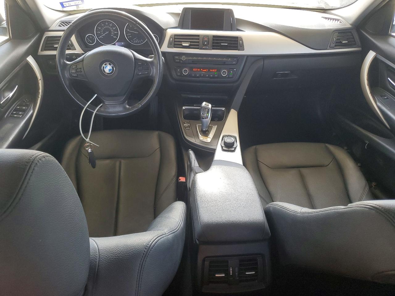 2015 BMW 320 SA