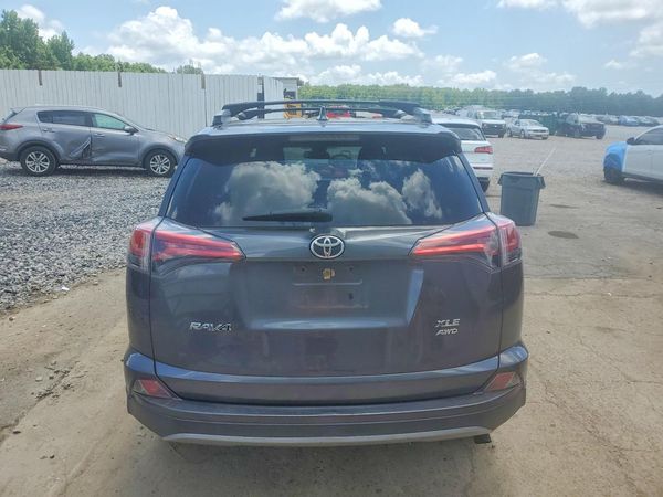 2018 TOYOTA RAV4 Adventure/XLE