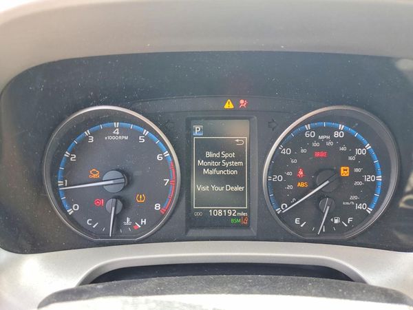 2018 TOYOTA RAV4 Adventure/XLE