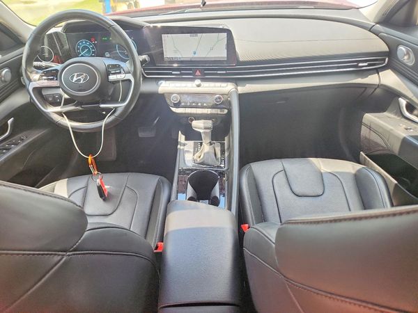 2023 HYUNDAI ELANTRA